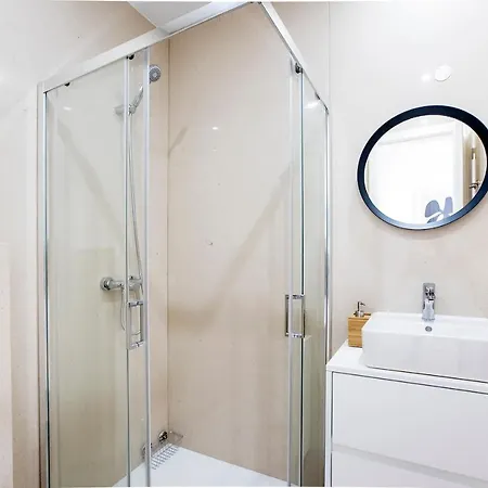 Apartment Bright 3br Flat W/ Ac In Center By Lovelystay Porto